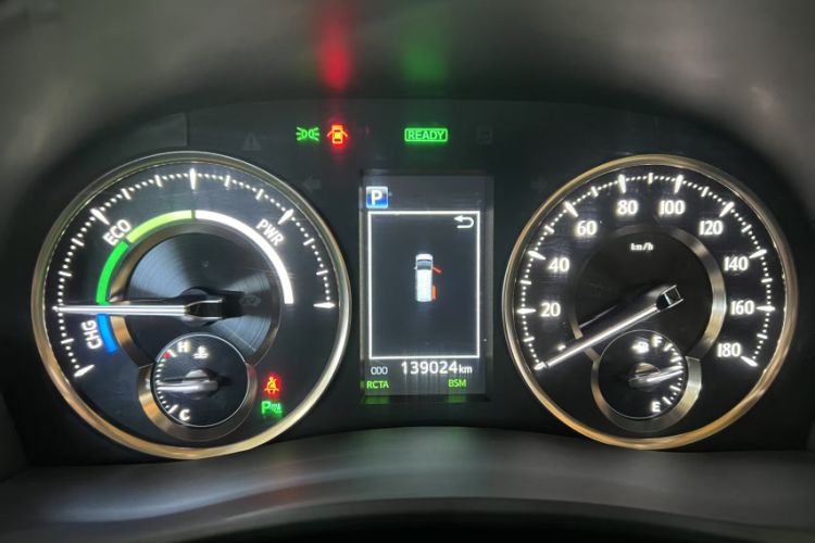 Used Toyota Alphard 2019 Dual-Engine 2.5L Prestige Edition Odometer Close Up