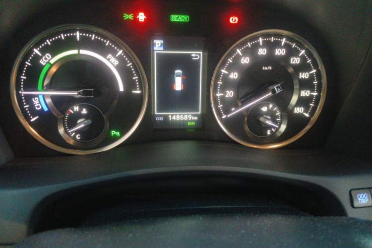 Used Toyota Alphard 2019 Dual-Engine 2.5L Luxury Edition Odometer Close Up