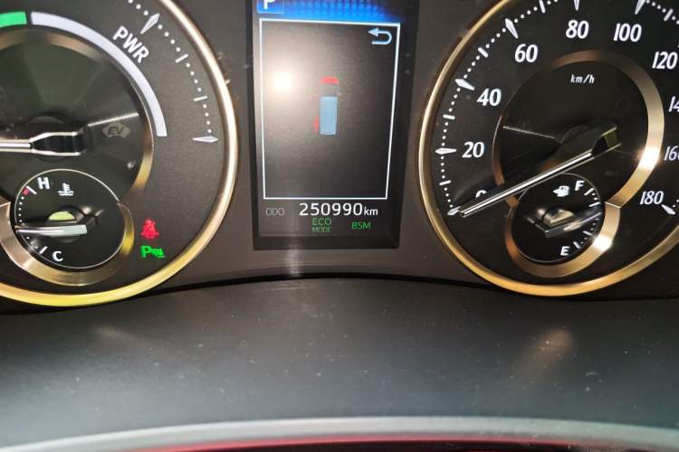Used Toyota Alphard 2019 Dual-Engine 2.5L Luxury Edition Odometer Close Up