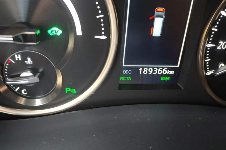 Used Toyota Alphard 2019 Dual-Engine 2.5L Prestige Edition Odometer Close Up