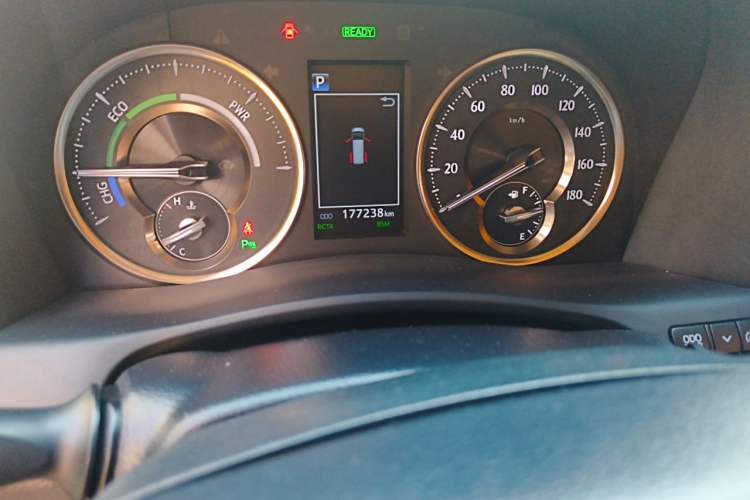 Used Toyota Alphard 2019 Dual-Engine 2.5L Prestige Edition Odometer Close Up