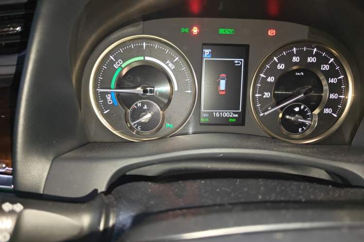 Used Toyota Alphard 2019 Dual-Engine 2.5L Luxury Edition Odometer Close Up