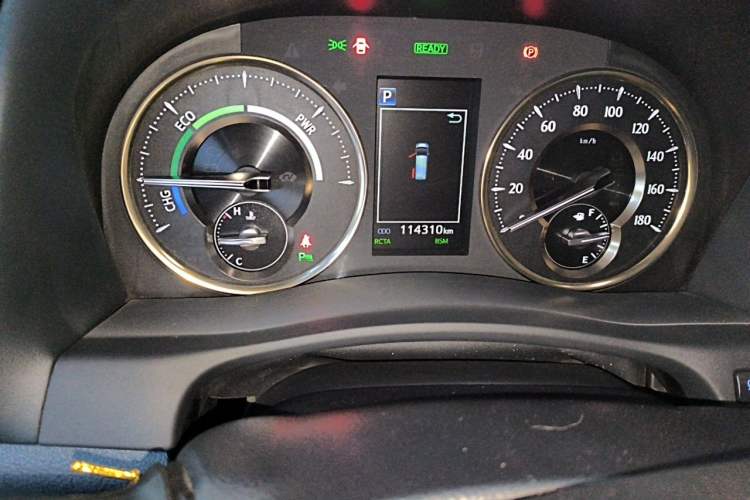 Used Toyota Alphard 2019 Dual-Engine 2.5L Prestige Edition Odometer Close Up
