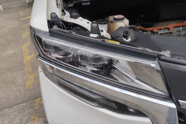 Used Toyota Alphard 2019 Dual-Engine 2.5L Prestige Edition Right Front Headlight