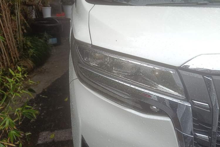 Used Toyota Alphard 2019 Dual-Engine 2.5L Luxury Edition Right Front Headlight