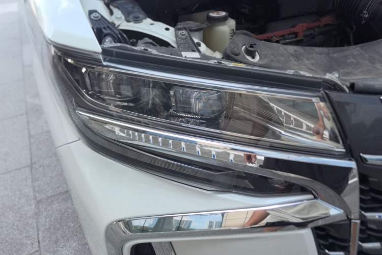 Used Toyota Alphard 2019 Dual-Engine 2.5L Prestige Edition Right Front Headlight