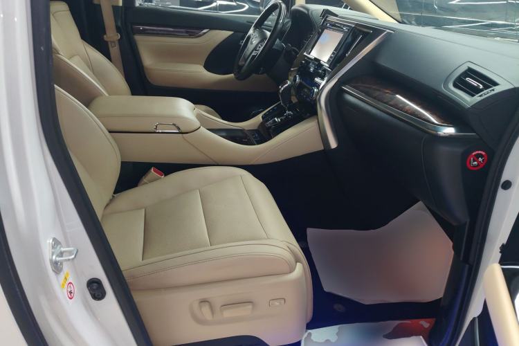 Used Toyota Alphard 2019 Dual-Engine 2.5L Luxury Edition Right Front Seat