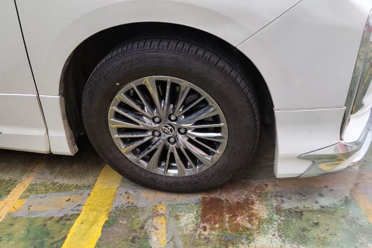 Used Toyota Alphard 2019 Dual-Engine 2.5L Prestige Edition Right Front Wheel Hub
