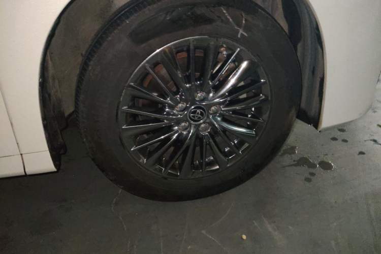 Used Toyota Alphard 2019 Dual-Engine 2.5L Prestige Edition Right Front Wheel Hub