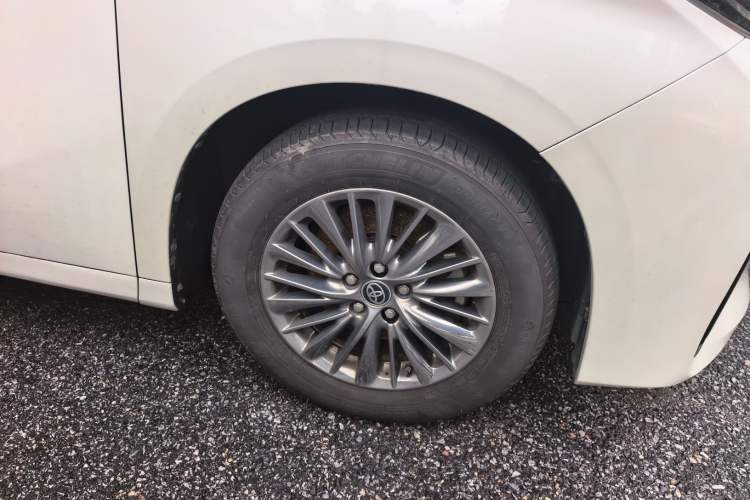 Used Toyota Alphard 2019 Dual-Engine 2.5L Prestige Edition Right Front Wheel Hub