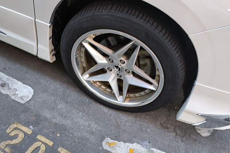 Used Toyota Alphard 2019 Dual-Engine 2.5L Prestige Edition Right Front Wheel Hub