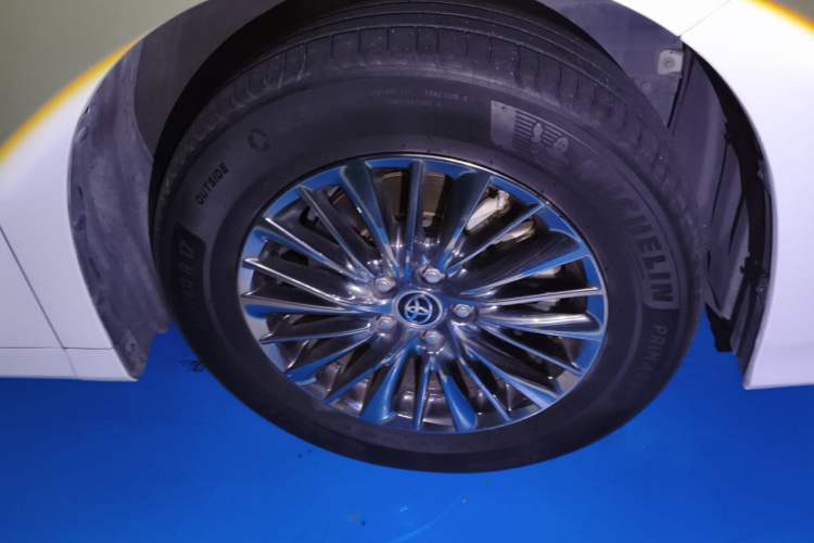 Used Toyota Alphard 2019 Dual-Engine 2.5L Prestige Edition Right Front Wheel Hub