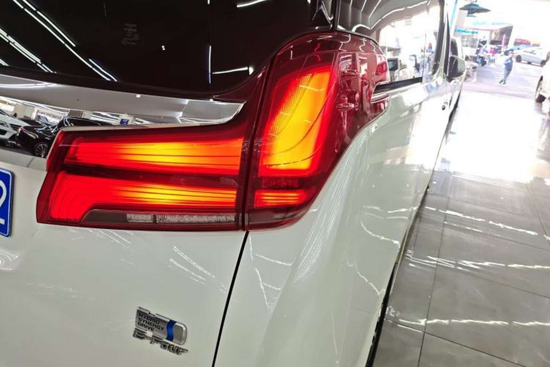 Used Toyota Alphard 2019 Dual-Engine 2.5L Prestige Edition Right Rear Taillight