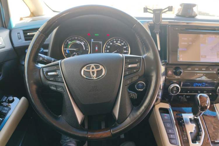 Used Toyota Alphard 2019 Dual-Engine 2.5L Luxury Edition Steering Wheel