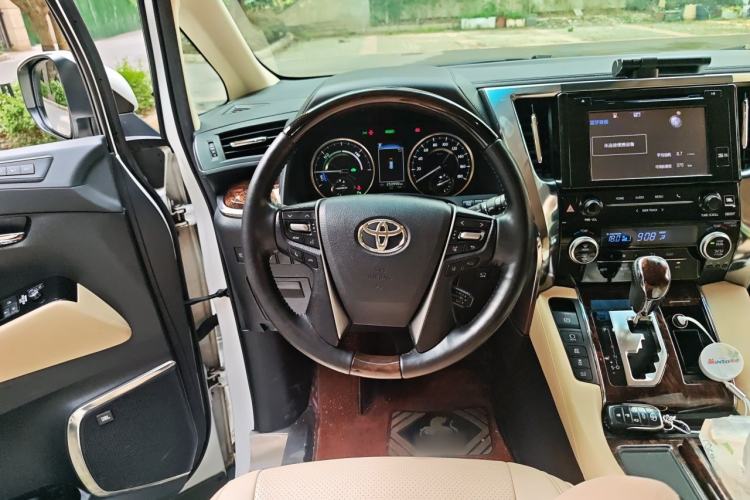 Used Toyota Alphard 2019 Dual-Engine 2.5L Luxury Edition Steering Wheel