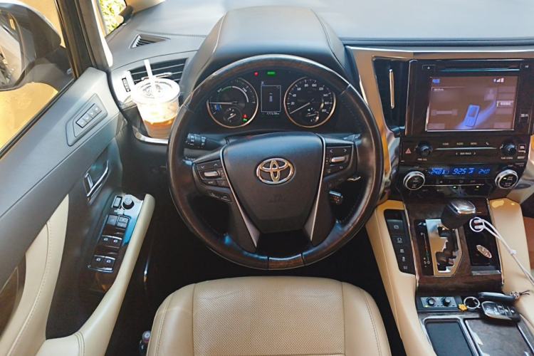 Used Toyota Alphard 2019 Dual-Engine 2.5L Prestige Edition Steering Wheel