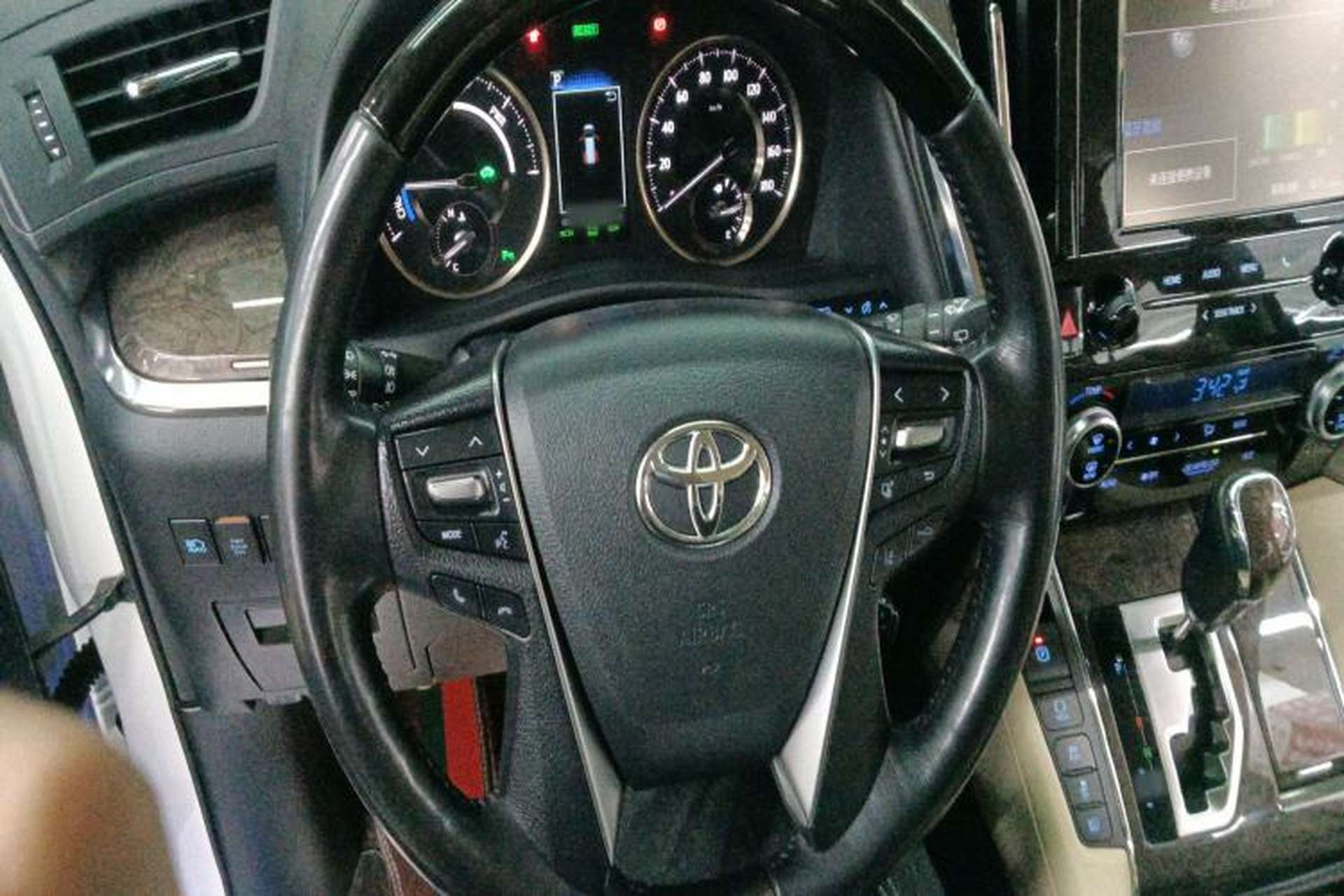 Used Toyota Alphard 2019 Dual-Engine 2.5L Prestige Edition Steering Wheel
