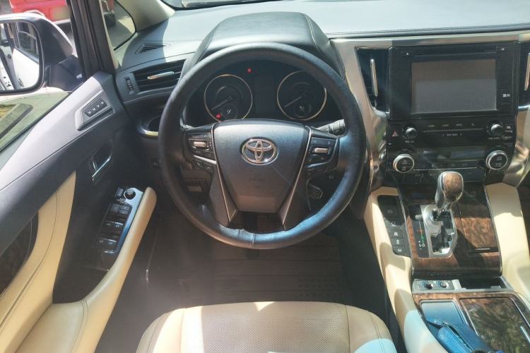 Used Toyota Alphard 2019 Dual-Engine 2.5L Luxury Edition Steering Wheel