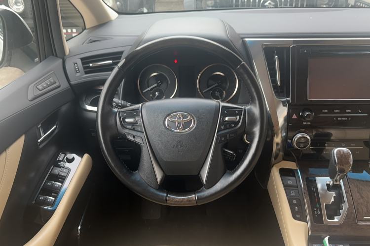 Used Toyota Alphard 2019 Dual-Engine 2.5L Prestige Edition Steering Wheel