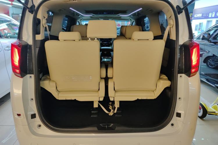 Used Toyota Alphard 2019 Dual-Engine 2.5L Luxury Edition Trunk