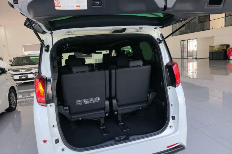 Used Toyota Alphard 2019 Dual-Engine 2.5L Prestige Edition Trunk