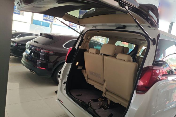 Used Toyota Alphard 2019 Dual-Engine 2.5L Luxury Edition Trunk