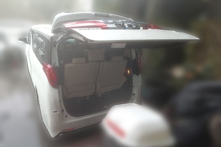 Used Toyota Alphard 2019 Dual-Engine 2.5L Luxury Edition Trunk