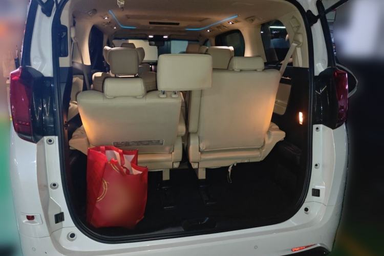 Used Toyota Alphard 2019 Dual-Engine 2.5L Luxury Edition Trunk