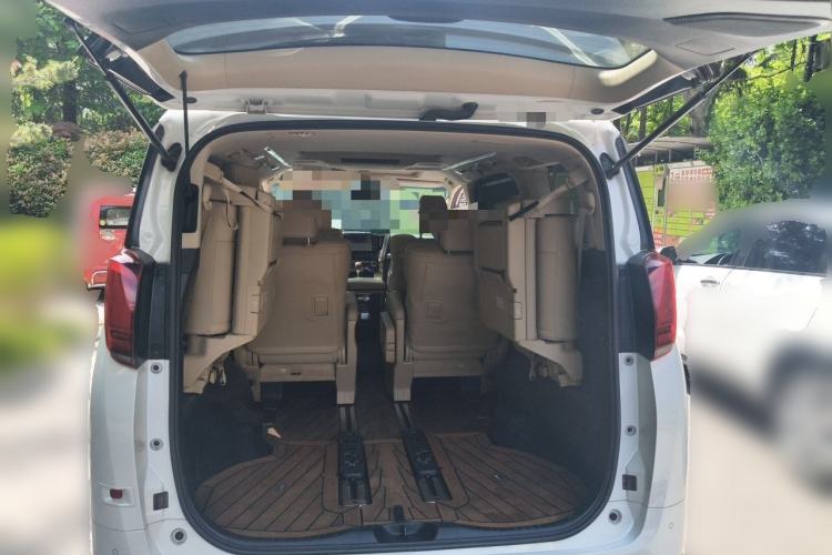 Used Toyota Alphard 2019 Dual-Engine 2.5L Luxury Edition Trunk