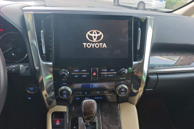 Used Toyota Alphard 2020 Dual-Engine 2.5L Prestige Edition Audio And AC Panel