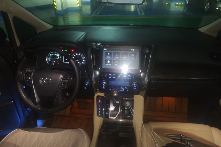 Used Toyota Alphard 2020 Dual-Engine 2.5L Prestige Edition Center Console