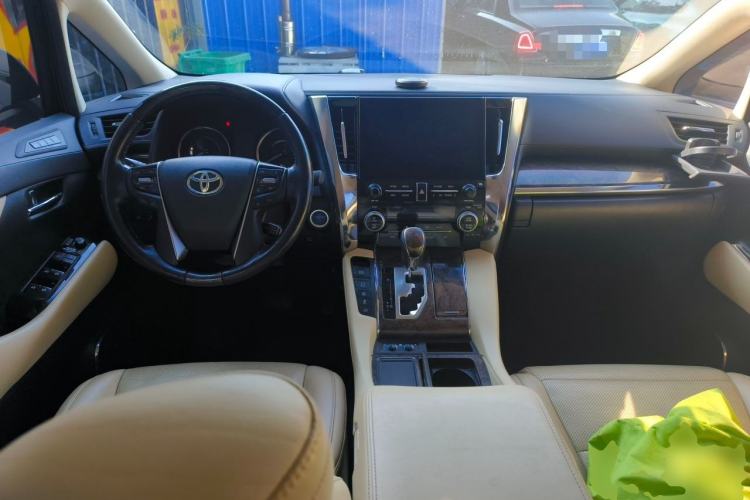 Used Toyota Alphard 2020 Dual-Engine 2.5L Prestige Edition Center Console