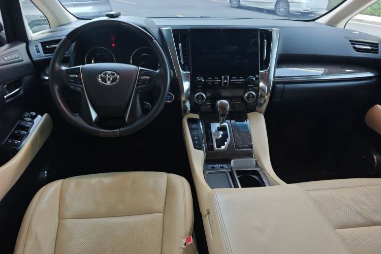 Used Toyota Alphard 2020 Dual-Engine 2.5L Prestige Edition Center Console