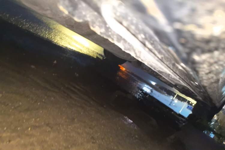 Used Toyota Alphard  Chassis Rear Right