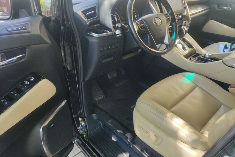 Used Toyota Alphard 2020 Dual-Engine 2.5L Prestige Edition Driver Seat