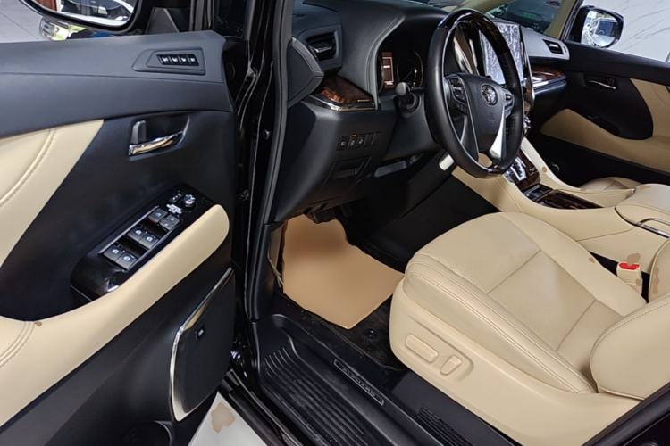 Used Toyota Alphard 2020 Dual-Engine 2.5L Luxury Edition Driver Seat