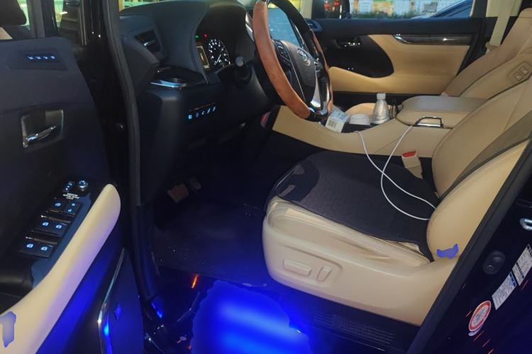 Used Toyota Alphard 2020 Dual-Engine 2.5L Prestige Edition Driver Seat