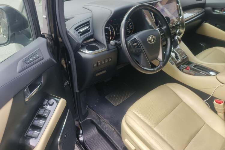 Used Toyota Alphard 2020 Dual-Engine 2.5L Prestige Edition Driver Seat
