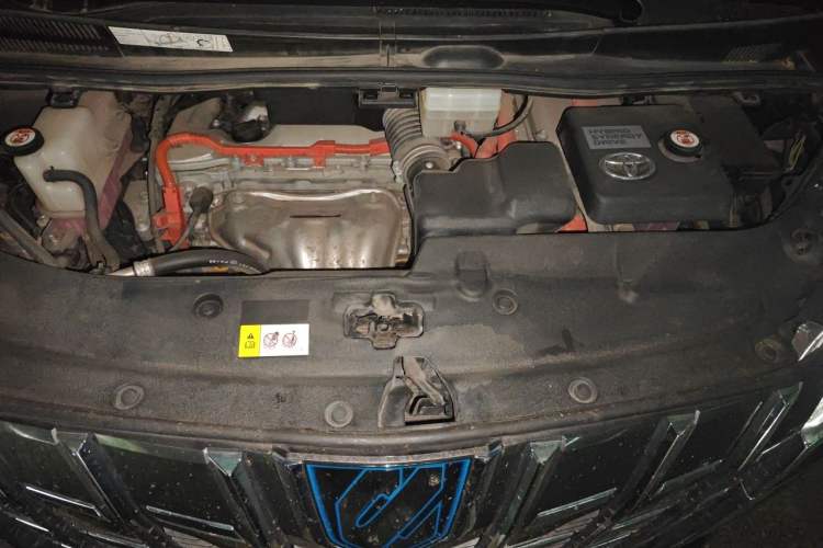 Used Toyota Alphard 2020 Dual-Engine 2.5L Luxury Edition Engine Bay