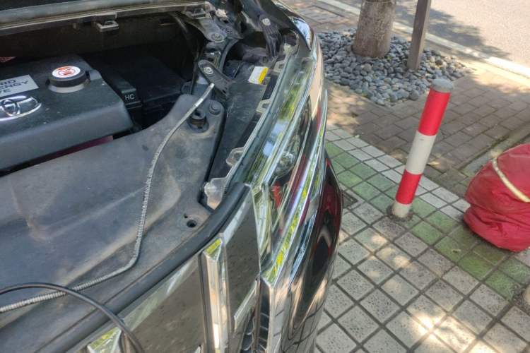 Used Toyota Alphard 2020 Dual-Engine 2.5L Prestige Edition Engine Bay Left