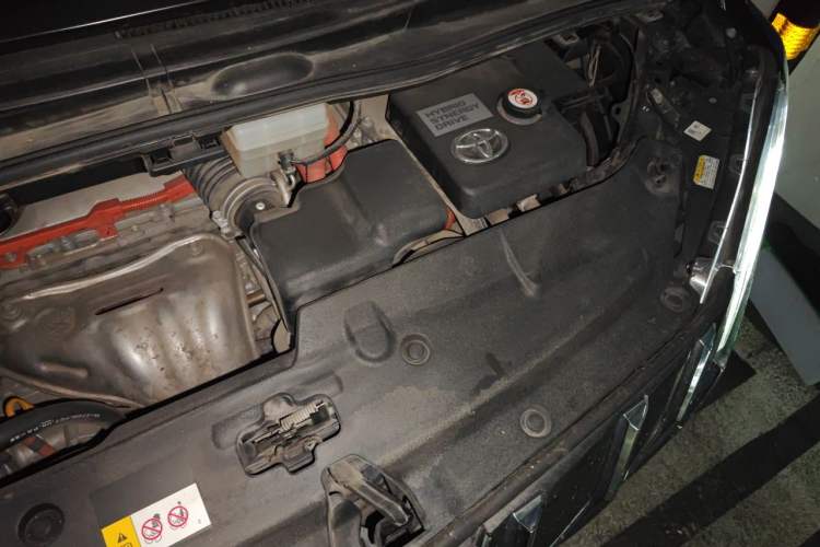 Used Toyota Alphard 2020 Dual-Engine 2.5L Luxury Edition Engine Bay Left