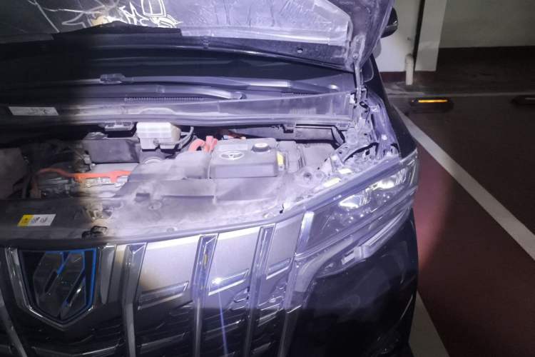 Used Toyota Alphard 2020 Dual-Engine 2.5L Prestige Edition Engine Bay Left