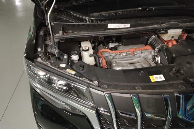 Used Toyota Alphard 2020 Dual-Engine 2.5L Luxury Edition Engine Bay Right