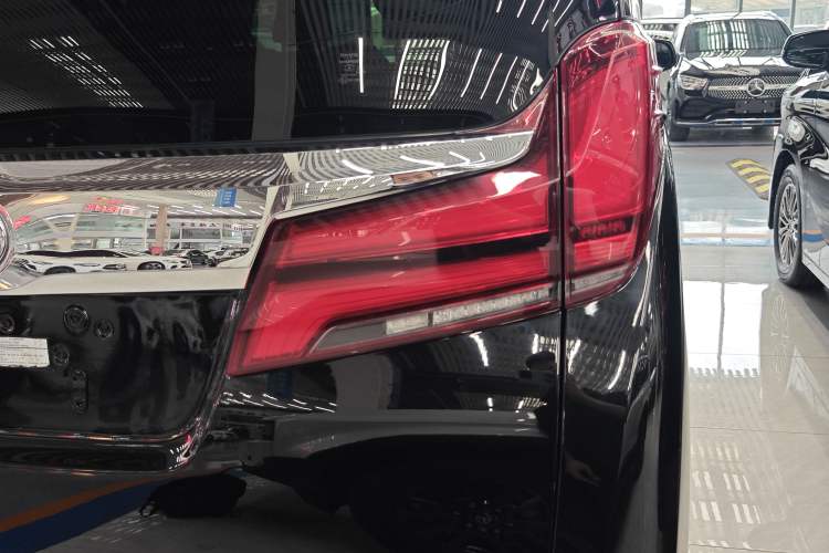 Used Toyota Alphard 2020 Dual-Engine 2.5L Prestige Edition Exterior 3