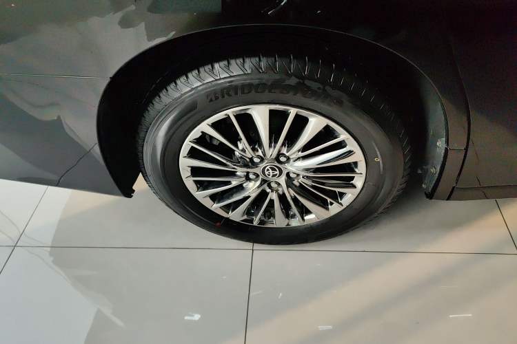Used Toyota Alphard 2020 Dual-Engine 2.5L Prestige Edition Exterior 5
