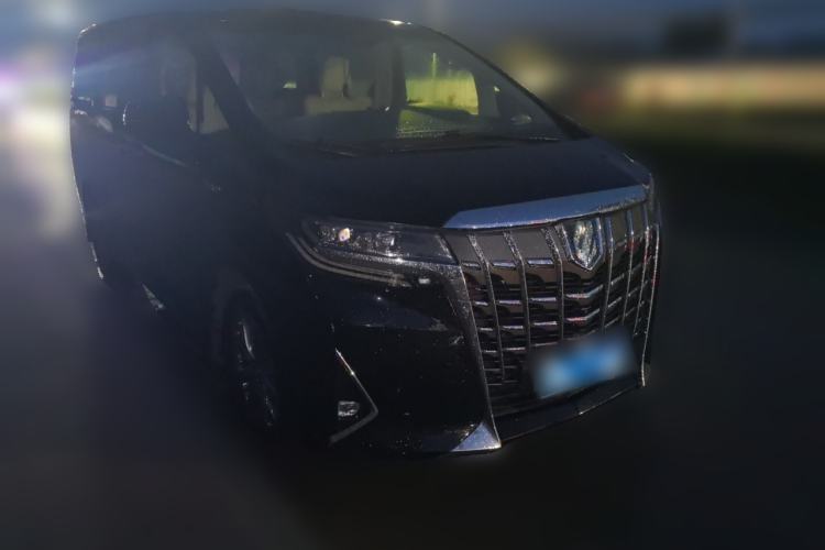 Used Toyota Alphard  Front Right 45 Deg