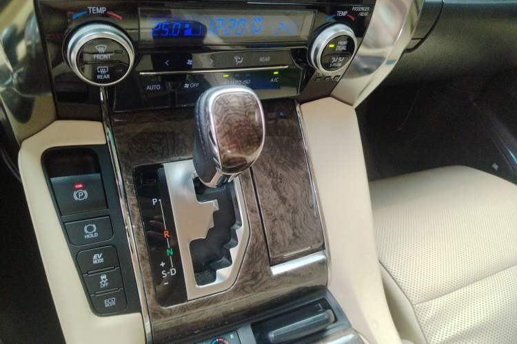 Used Toyota Alphard 2020 Dual-Engine 2.5L Prestige Edition Gear Lever