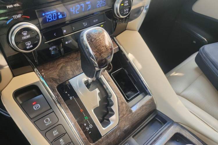 Used Toyota Alphard 2020 Dual-Engine 2.5L Prestige Edition Gear Lever