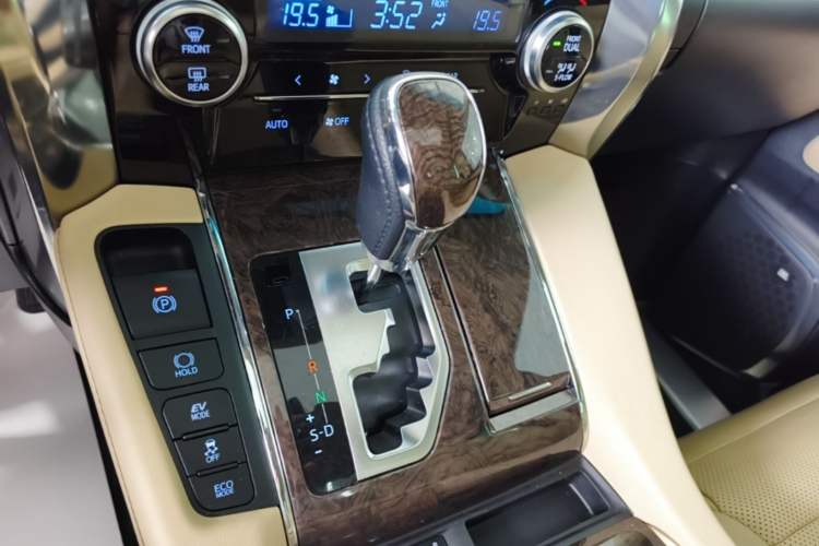 Used Toyota Alphard 2020 Dual-Engine 2.5L Prestige Edition Gear Lever