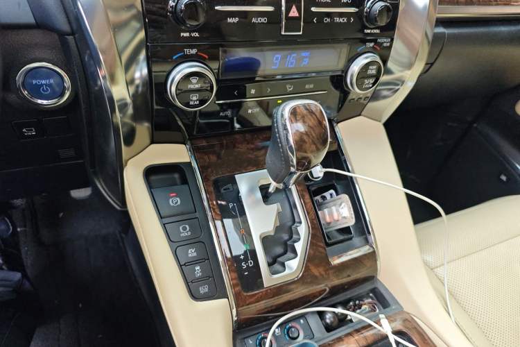 Used Toyota Alphard 2020 Dual-Engine 2.5L Luxury Edition Gear Lever